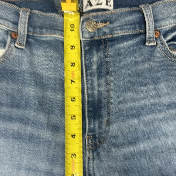 Daze Far Out Urban Outfitters High Rise Flare Jean Blue Medium Wash 32 - Picture 13 of 16